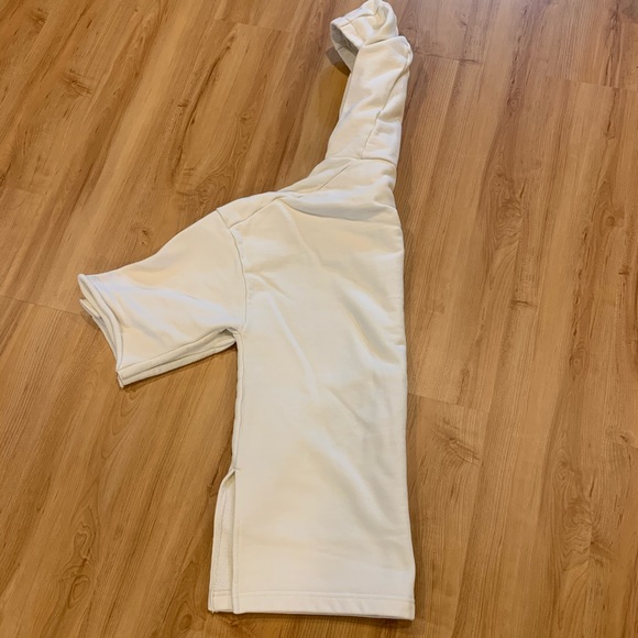 Alo yoga sweatshirt bone - Picture 2 of 3